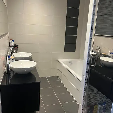 Double A 7kms Du Circuit Des 24h בית אירוח *